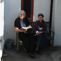 Jackie and Geraldine in the courtyard at Böll Cottage 